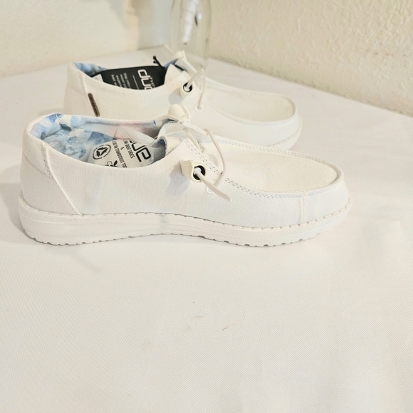 White heydude with tags - Picture 10 of 13